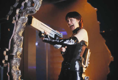 Cyborg Kay-Em 14 (Lisa Ryder) doesn't blink at danger.  She really doesn't even blink at all. *awkward*