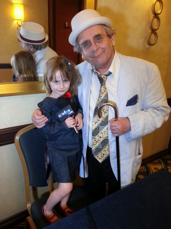 Lindalee Rose and Sylvester McCoy (aka the 7th Doctor)