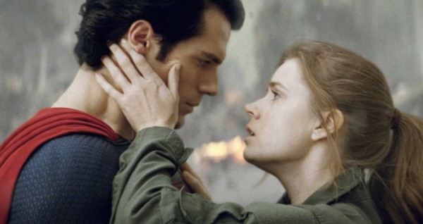 Henry Cavil as Superman and Amy Adams as Lois Lane in MAN OF STEEL