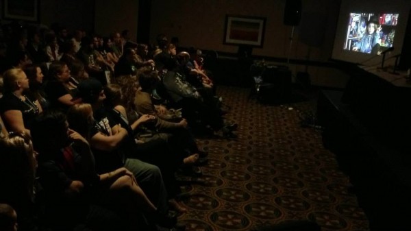 Lindalee makes a surprise video cameo in front of 500+ fans during the Inspector Spacetime panel. 